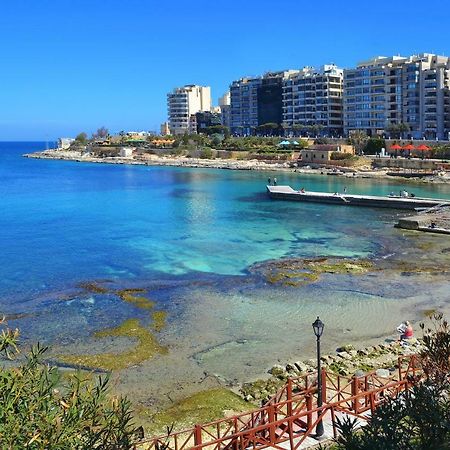 Gorgeous Apartment With Terrace In Fort Cambridge, Pool Σλιέμα Εξωτερικό φωτογραφία